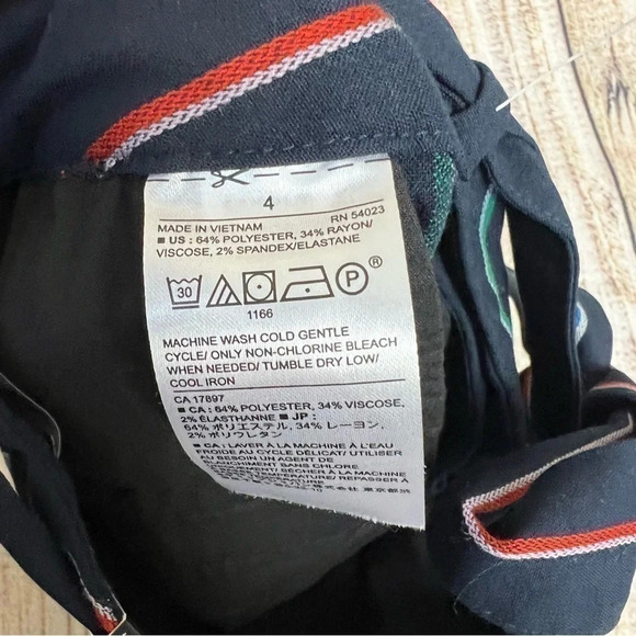 Banana Republic Stripe Women shorts size 4 - Picture 9 of 9